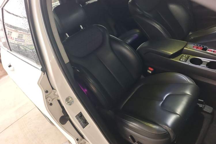 Used Hyundai Santa Fe 2019 380 TGDi TOP Automatic All-Wheel Drive Flagship (HTRAC) – China VI Standard Right Front Seat