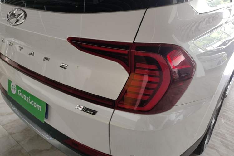 Used Hyundai Santa Fe 2019 380 TGDi GLS Automatic 2WD Luxury Version China VI Standard Right Rear Taillight