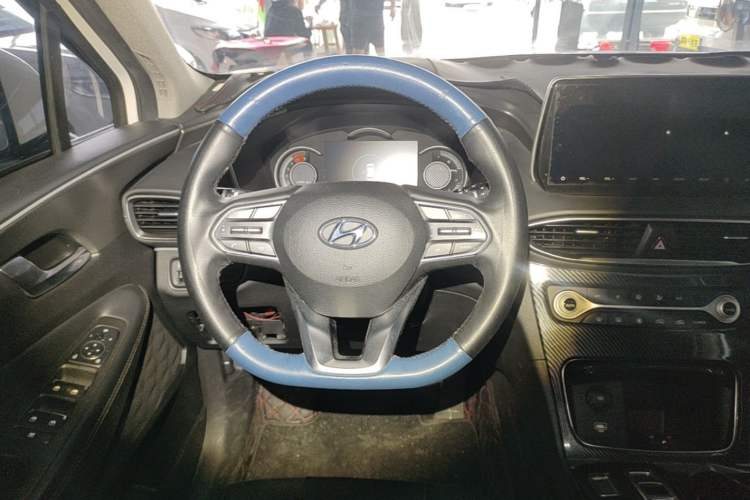 Used Hyundai Santa Fe 2019 380 TGDi GLS Automatic 2WD Luxury Version China VI Standard Steering Wheel