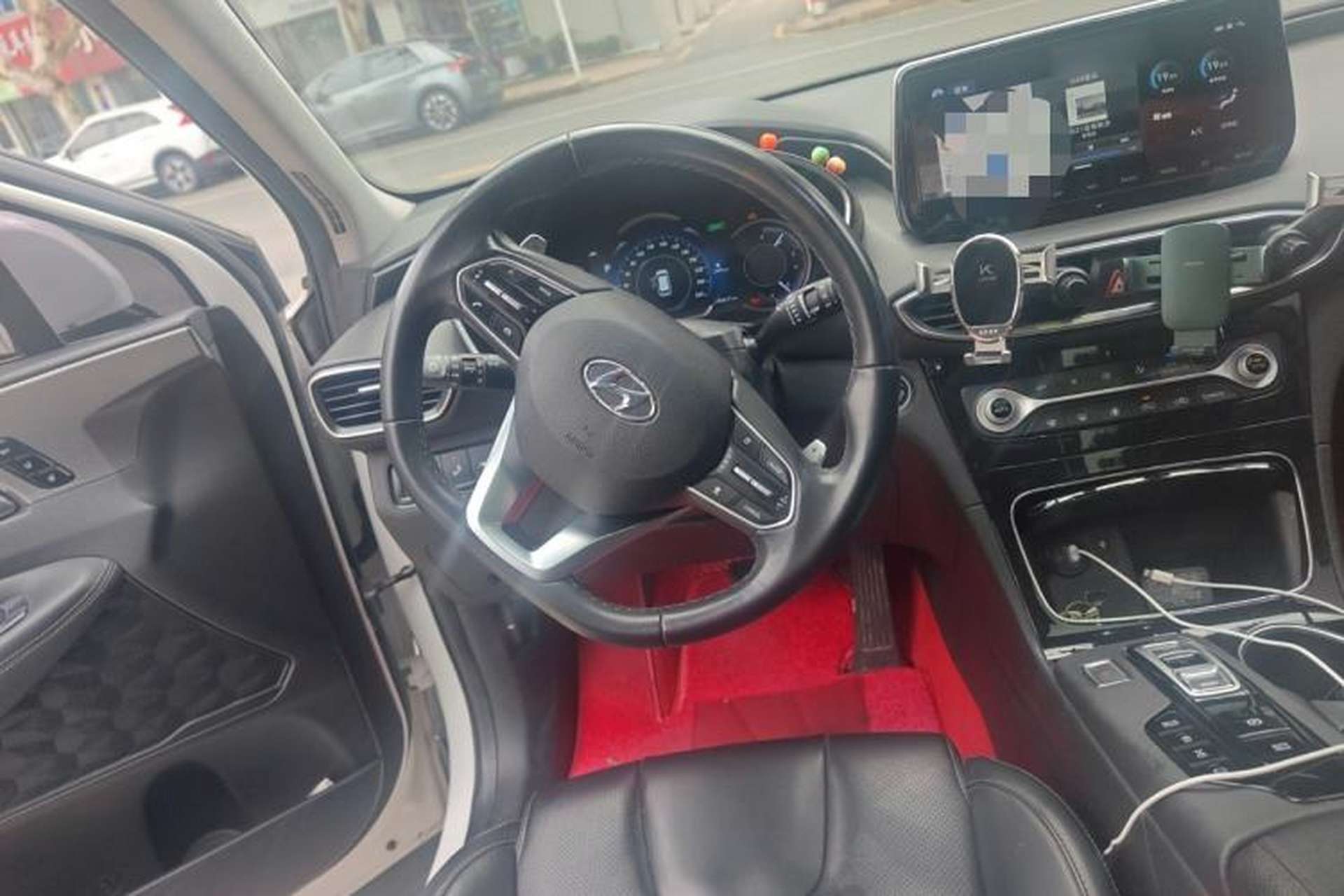 Used Hyundai Santa Fe 2019 380 TGDi DLX Automatic All-Wheel Drive Prestige PLUS (HTRAC) China VI Steering Wheel