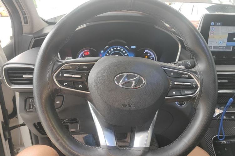 Used Hyundai Santa Fe 2019 380 TGDi DLX Automatic Two-Wheel Drive Prestige Plus Version China VI Standard Steering Wheel