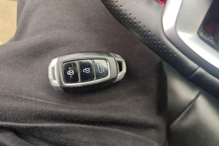 Used Hyundai Santa Fe 2019 380 TGDi GLS Automatic 2WD Luxury Version China V Standard Vehicle Key
