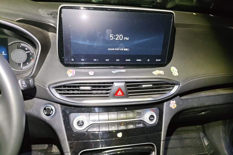 Used Hyundai Santa Fe 2020 380 TGDi Automatic Two-Wheel Drive GLS Luxury Edition Audio And AC Panel