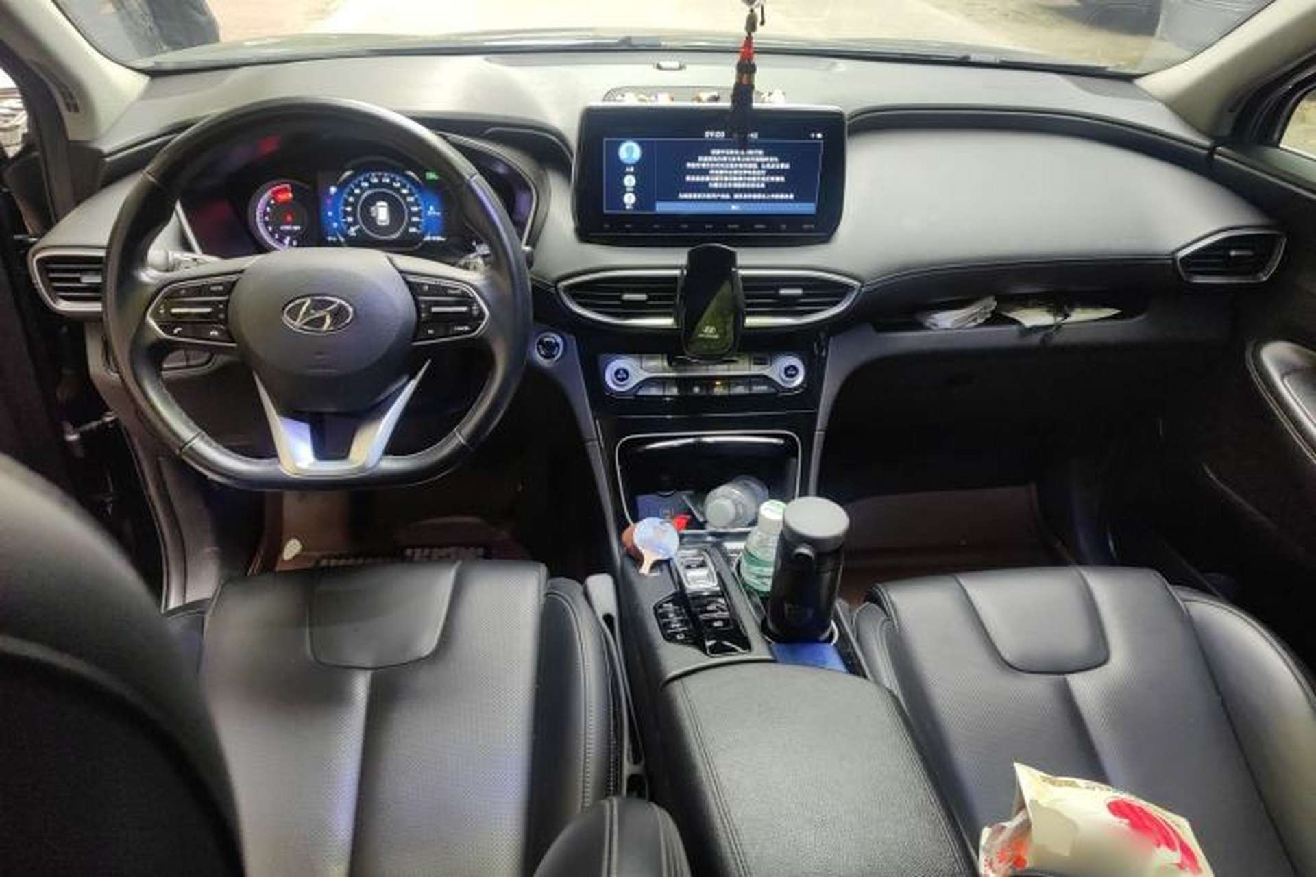 Used Hyundai Santa Fe 2020 380 TGDi Automatic Two-Wheel Drive GLS Luxury Edition Center Console