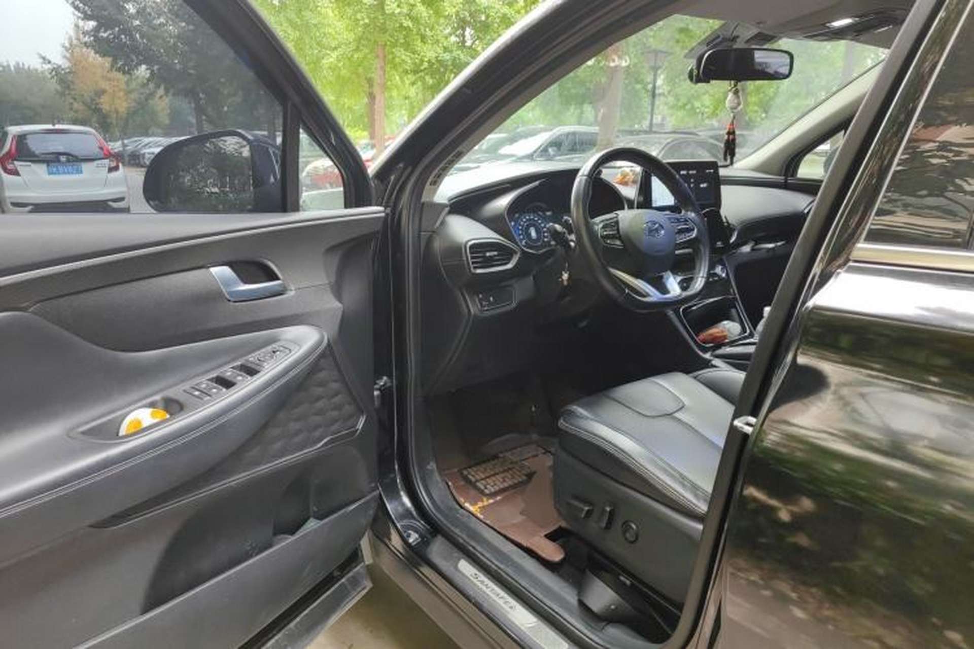 Used Hyundai Santa Fe 2020 380 TGDi Automatic Two-Wheel Drive GLS Luxury Edition Driver Seat