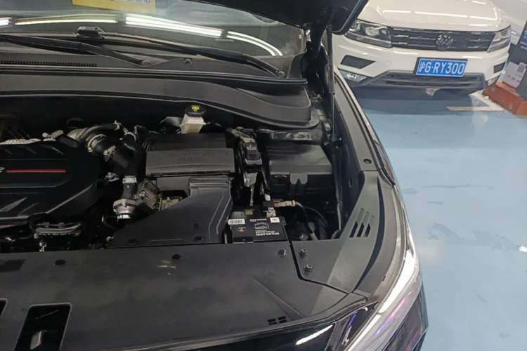 Used Hyundai Santa Fe 2020 380 TGDi Automatic Two-Wheel Drive GLS Luxury Edition Engine Bay Left
