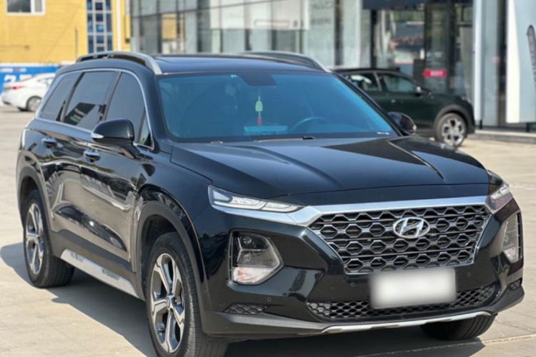 Used Hyundai Santa Fe 2020 380 TGDi Automatic Two-Wheel Drive GLS Luxury Edition Exterior 2