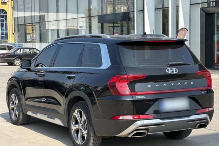 Used Hyundai Santa Fe 2020 380 TGDi Automatic Two-Wheel Drive GLS Luxury Edition Exterior 3