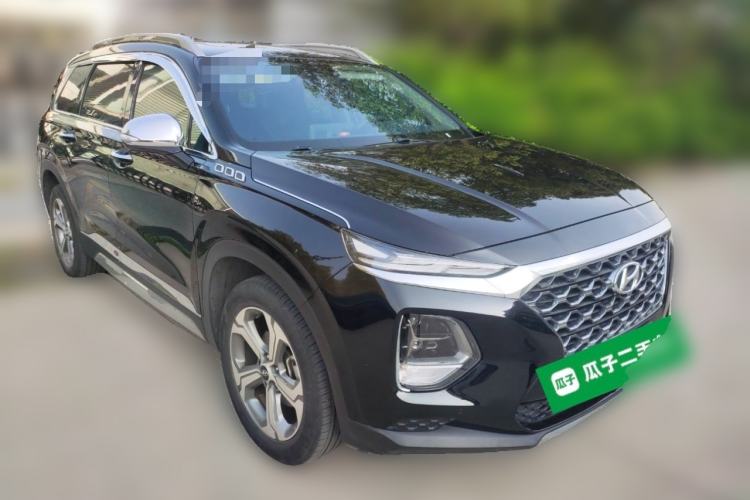 Used Hyundai Santa Fe 2020 380 TGDi Automatic Two-Wheel Drive GLS Luxury Edition Front Right 45 Deg