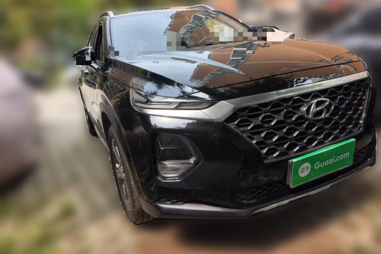 Used Hyundai Santa Fe 2020 380 TGDi Automatic Two-Wheel Drive GLS Luxury Edition Front Right 45 Deg