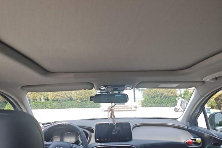 Used Hyundai Santa Fe 2020 380 TGDi Automatic Two-Wheel Drive GLS Luxury Edition Headliner