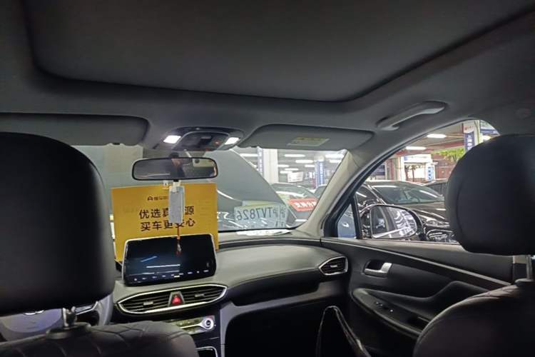 Used Hyundai Santa Fe 2020 380 TGDi Automatic Two-Wheel Drive GLS Luxury Edition Headliner
