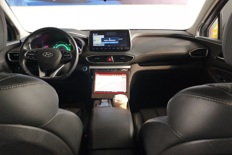 Used Hyundai Santa Fe 2020 380 TGDi Automatic Two-Wheel Drive GLS Luxury Edition Interior 2