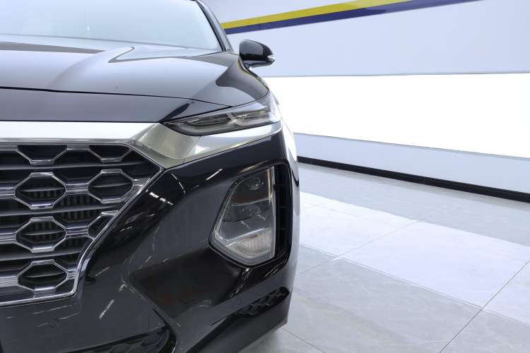 Used Hyundai Santa Fe 2020 380 TGDi Automatic Two-Wheel Drive GLS Luxury Edition Left Front Headlight
