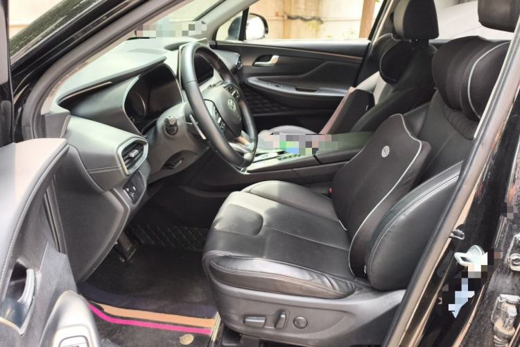 Used Hyundai Santa Fe 2020 380 TGDi Automatic Two-Wheel Drive GLS Luxury Edition Left Front Seat
