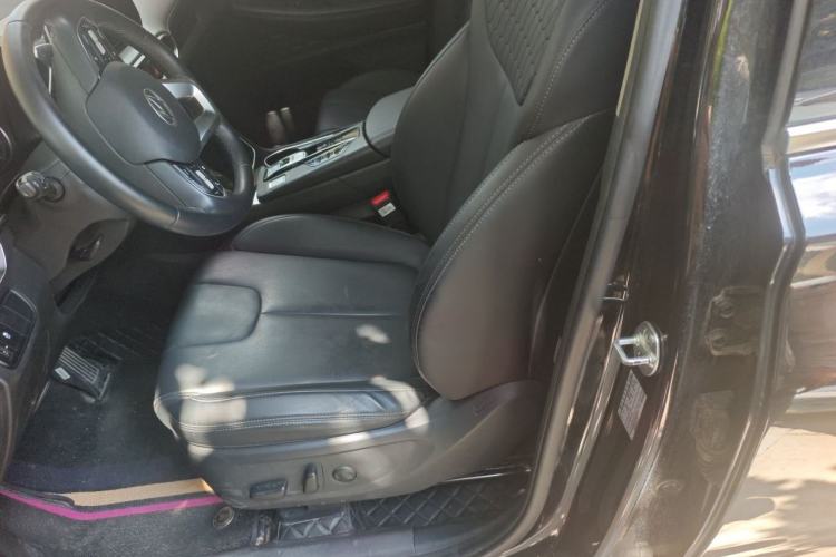 Used Hyundai Santa Fe 2020 380 TGDi Automatic Two-Wheel Drive GLS Luxury Edition Left Front Seat