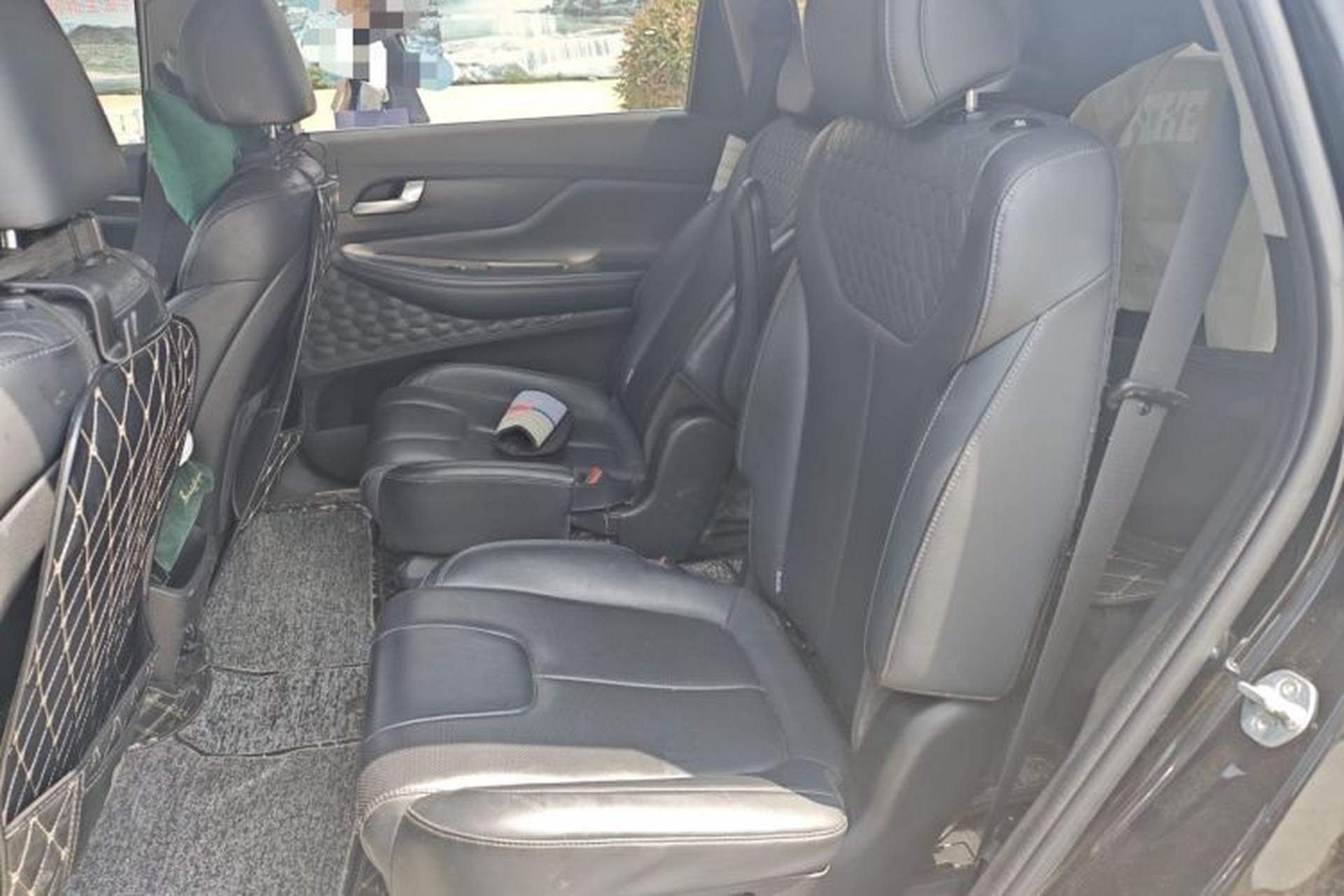 Used Hyundai Santa Fe 2020 380 TGDi Automatic Two-Wheel Drive GLS Luxury Edition Left Rear Seat