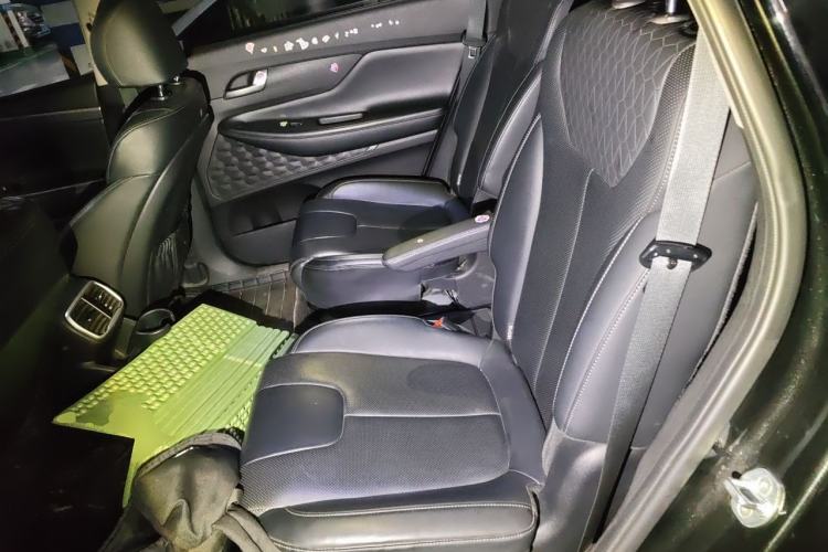 Used Hyundai Santa Fe 2020 380 TGDi Automatic Two-Wheel Drive GLS Luxury Edition Left Rear Seat