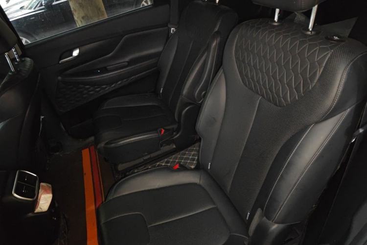 Used Hyundai Santa Fe 2020 380 TGDi Automatic Two-Wheel Drive GLS Luxury Edition Left Rear Seat