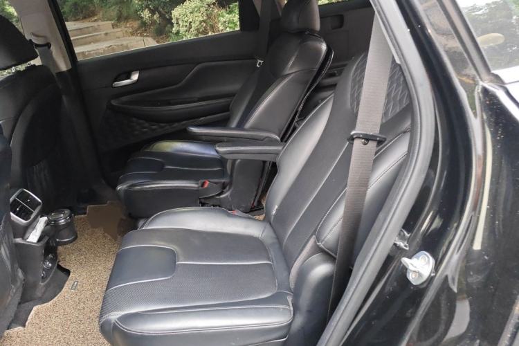 Used Hyundai Santa Fe 2020 380 TGDi Automatic Two-Wheel Drive DLX Prestige Edition PLUS Left Rear Seat