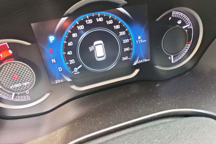 Used Hyundai Santa Fe 2020 380 TGDi Automatic All-Wheel Drive DLX HTRAC Prestige PLUS Odometer Close Up