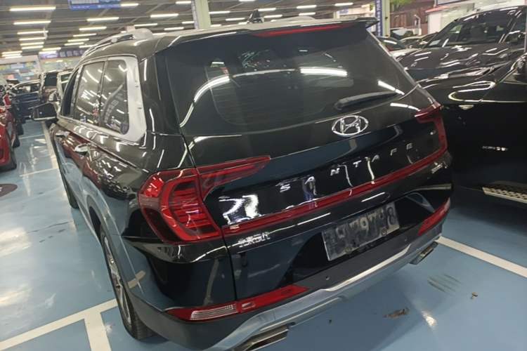 Used Hyundai Santa Fe 2020 380 TGDi Automatic Two-Wheel Drive GLS Luxury Edition Rear Left 45 Deg