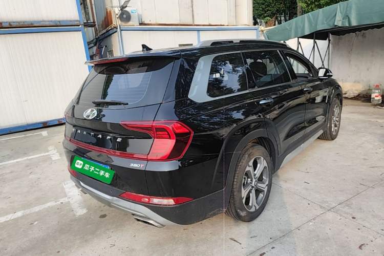Used Hyundai Santa Fe 2020 380 TGDi Automatic Two-Wheel Drive GLS Luxury Edition Rear Right 45 Deg