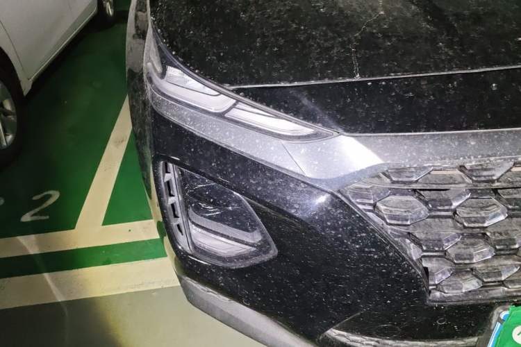 Used Hyundai Santa Fe 2020 380 TGDi Automatic Two-Wheel Drive GLS Luxury Edition Right Front Headlight
