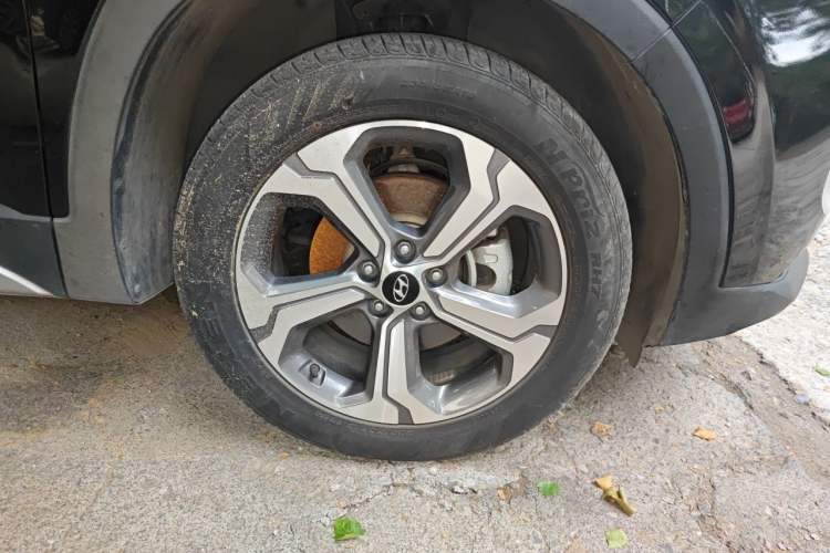 Used Hyundai Santa Fe 2020 380 TGDi Automatic Two-Wheel Drive GLS Luxury Edition Right Front Wheel Hub