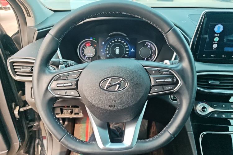 Used Hyundai Santa Fe 2020 380 TGDi Automatic Two-Wheel Drive GLS Luxury Edition Steering Wheel