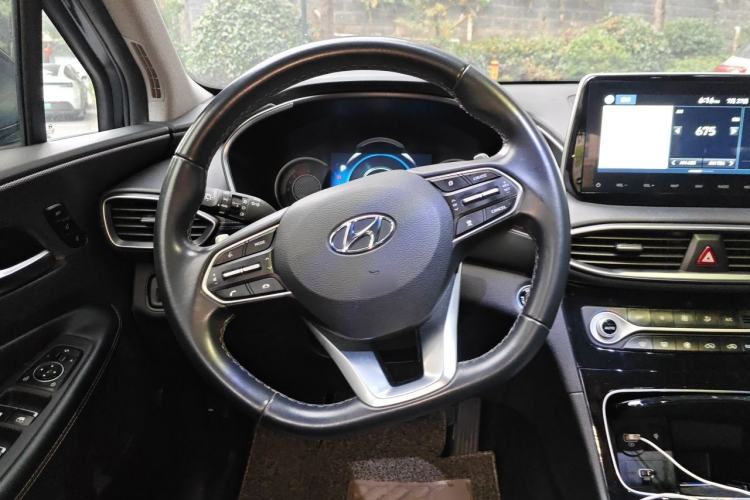 Used Hyundai Santa Fe 2020 380 TGDi Automatic Two-Wheel Drive DLX Prestige Edition PLUS Steering Wheel