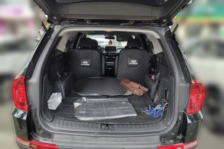Used Hyundai Santa Fe 2020 380 TGDi Automatic Two-Wheel Drive GLS Luxury Edition Trunk