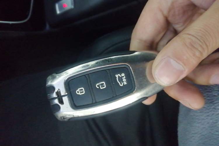 Used Hyundai Santa Fe 2020 380 TGDi Automatic Two-Wheel Drive GLS Luxury Edition Vehicle Key