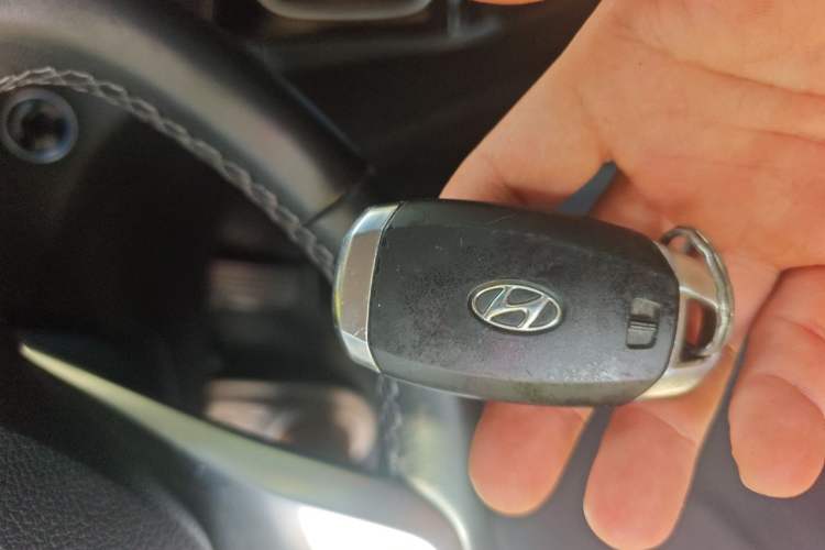 Used Hyundai Santa Fe 2020 380 TGDi Automatic Two-Wheel Drive GLS Luxury Edition Vehicle Key