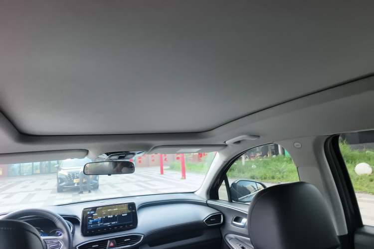 Used Hyundai Santa Fe 2020 380 TGDi Automatic Two-Wheel Drive GLS Luxury Edition Interior 5