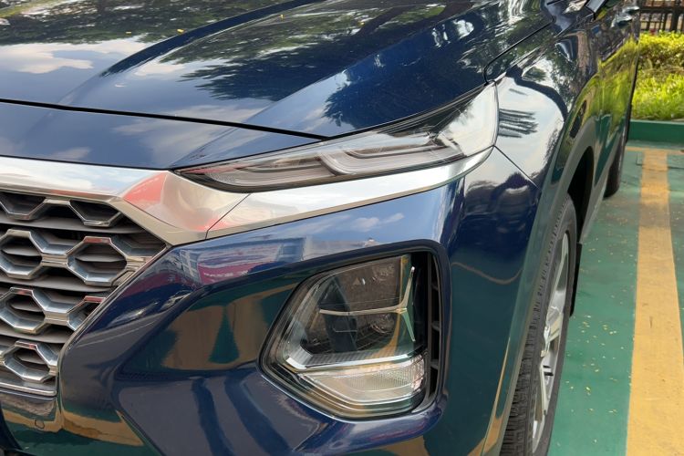 Used Hyundai Santa Fe 2020 380 TGDi Automatic Two-Wheel Drive GLS Luxury Edition Left Front Headlight