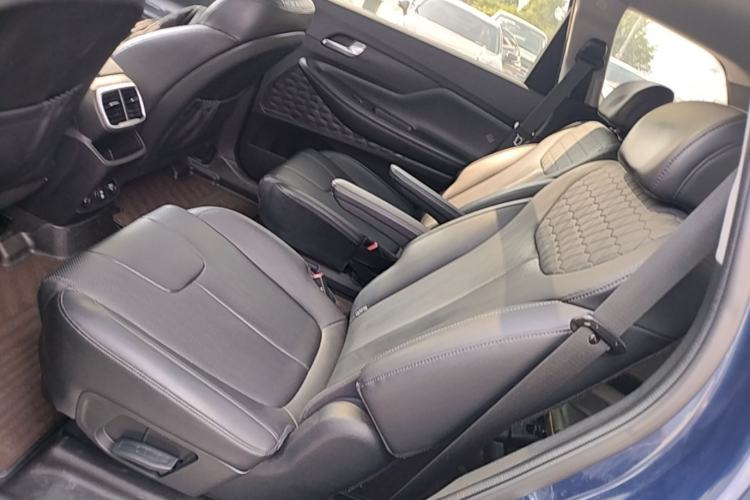 Used Hyundai Santa Fe 2020 380 TGDi Automatic Two-Wheel Drive GLS Luxury Edition Left Rear Seat