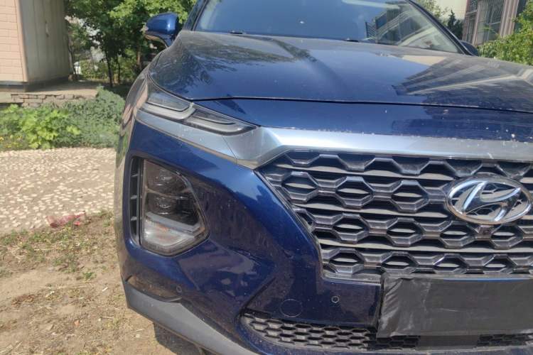 Used Hyundai Santa Fe 2020 380 TGDi Automatic Two-Wheel Drive DLX Prestige Edition PLUS Right Front Headlight