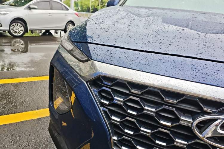 Used Hyundai Santa Fe 2020 380 TGDi Automatic Two-Wheel Drive DLX Prestige Edition PLUS Right Front Headlight