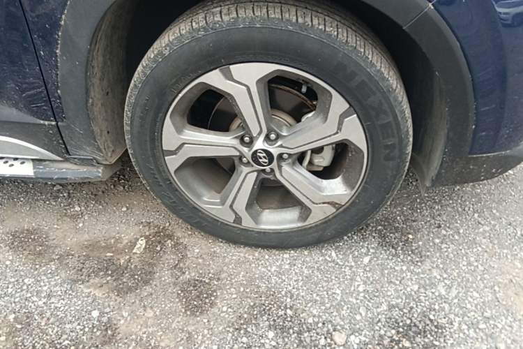 Used Hyundai Santa Fe 2020 380 TGDi Automatic Two-Wheel Drive TOP Flagship Edition Right Front Wheel Hub