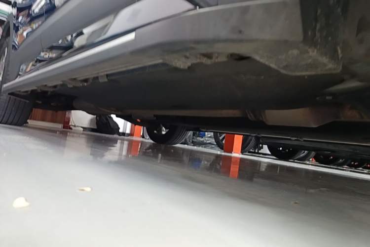 Used Hyundai Santa Fe 2020 380 TGDi Automatic All-Wheel Drive DLX HTRAC Prestige PLUS Right Side Sill