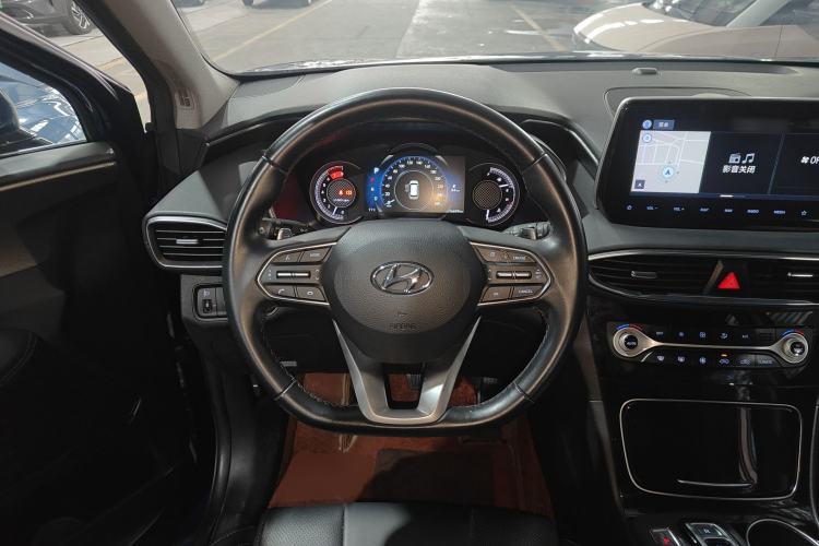 Used Hyundai Santa Fe 2020 380 TGDi Automatic Two-Wheel Drive GLS Luxury Edition Steering Wheel