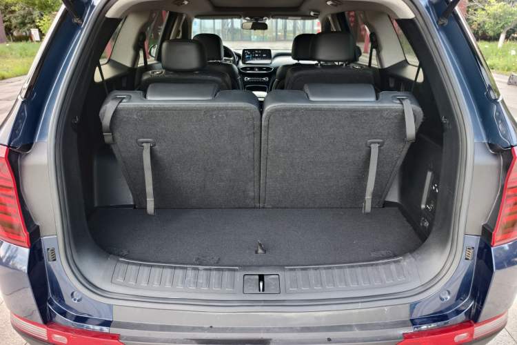 Used Hyundai Santa Fe 2020 380 TGDi Automatic Two-Wheel Drive GLS Luxury Edition Trunk