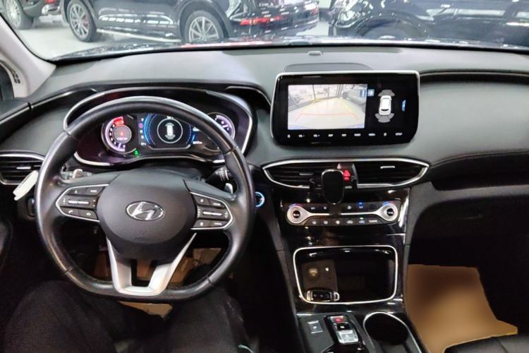 Used Hyundai Santa Fe 2020 380 TGDi Automatic All-Wheel Drive DLX HTRAC Prestige Edition Center Console