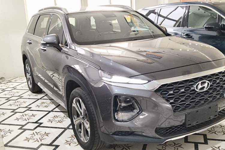 Used Hyundai Santa Fe 2020 380 TGDi Automatic Two-Wheel Drive GLS Luxury Edition Exterior 2