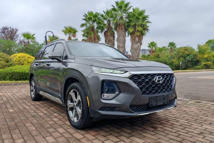 Used Hyundai Santa Fe 2020 380 TGDi Automatic Two-Wheel Drive GLS Luxury Edition Exterior 2