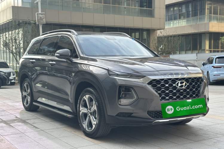 Used Hyundai Santa Fe 2020 380 TGDi Automatic Two-Wheel Drive GLS Luxury Edition Exterior 2