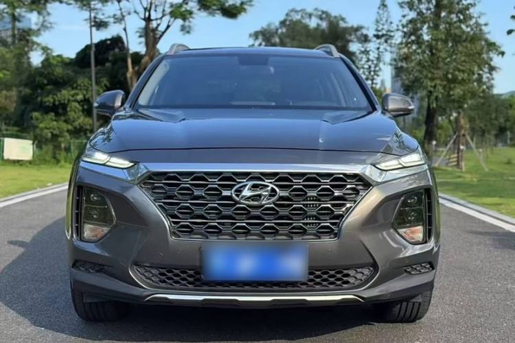 Used Hyundai Santa Fe 2020 380 TGDi Automatic Two-Wheel Drive GLS Luxury Edition Exterior 4