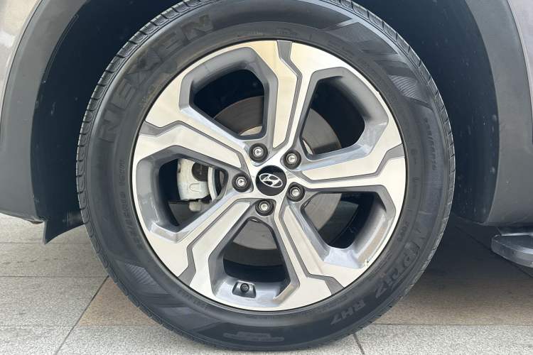 Used Hyundai Santa Fe 2020 380 TGDi Automatic Two-Wheel Drive GLS Luxury Edition Exterior 5