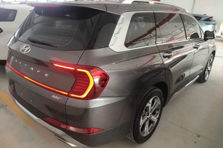 Used Hyundai Santa Fe 2020 380 TGDi Automatic Two-Wheel Drive GLS Luxury Edition Exterior 5
